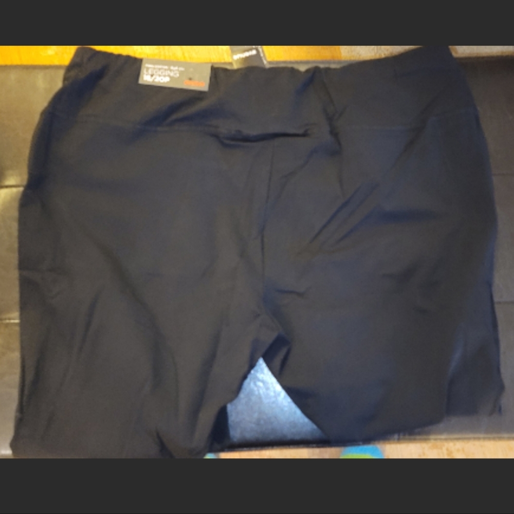 Avenue Leggings